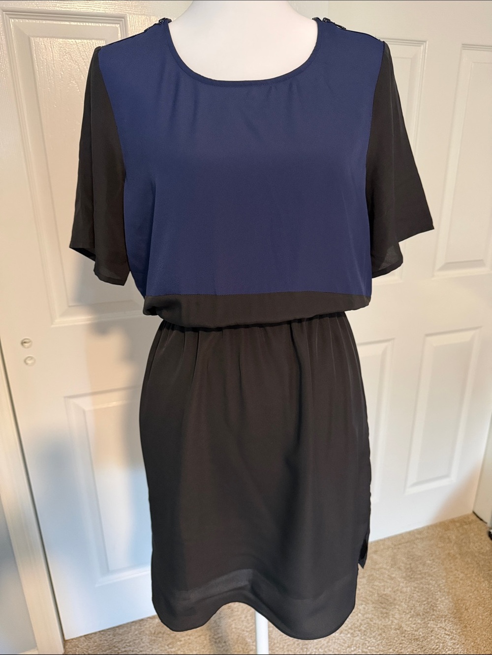 BCBGeneration Navy and Black Short Sleeve Blouson Dress - Medium